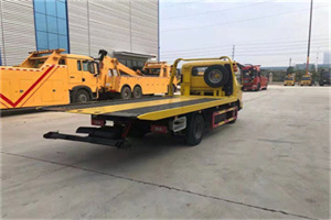 盐都非事故拖车